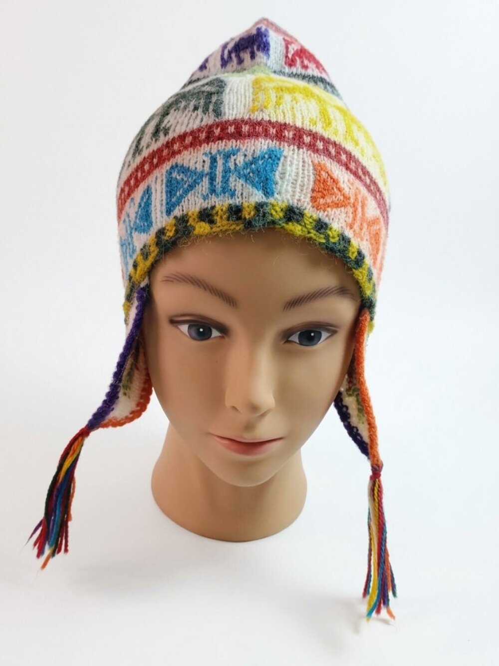 Hand-Knitted Condor-Design Chullo – Warm Winter Hat from Cusco